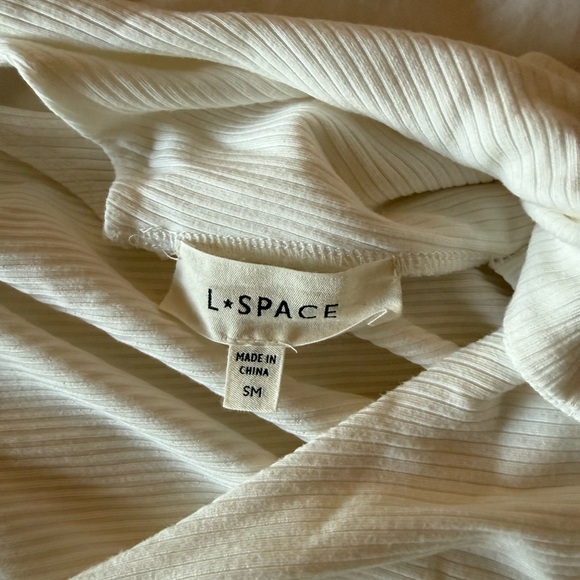 L*Space Cream Ribbed Fabric - Picture 4 of 5